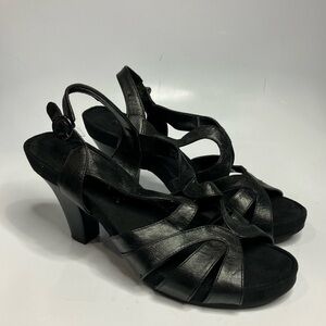 Aerosoles black leather heels sandals size 10